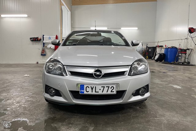 Opel Tigra 15