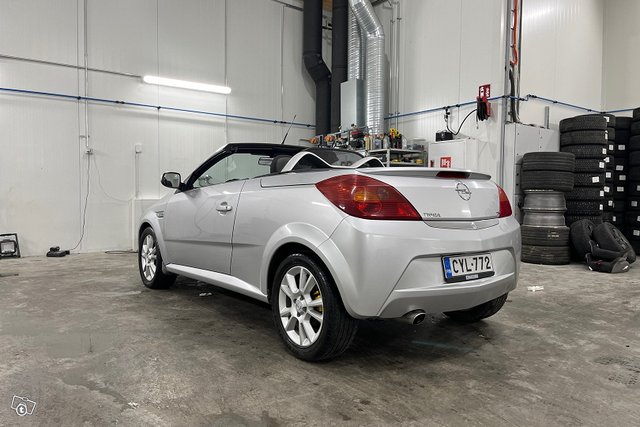 Opel Tigra 19