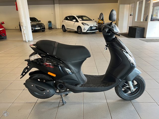 Piaggio ZIP 3