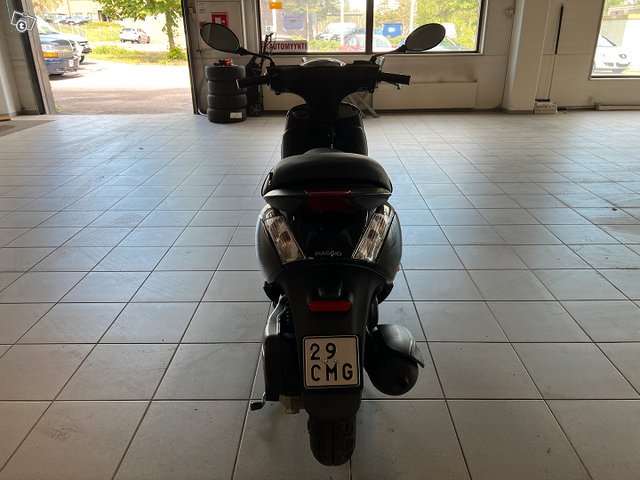 Piaggio ZIP 5