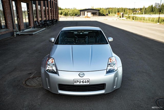 Nissan 350Z 4