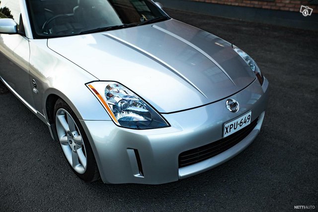 Nissan 350Z 8