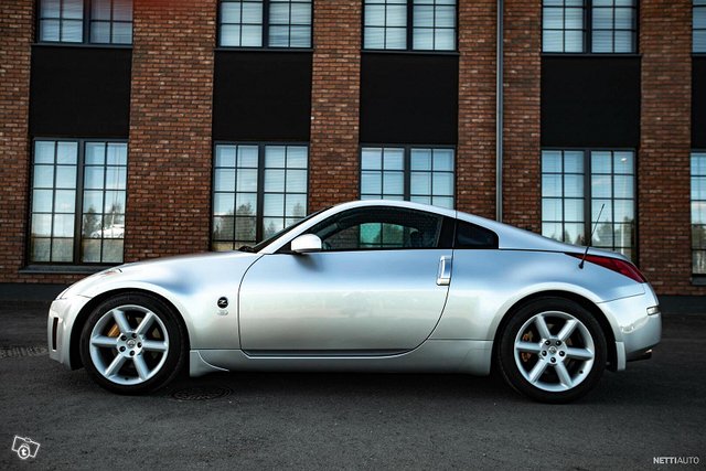 Nissan 350Z 17