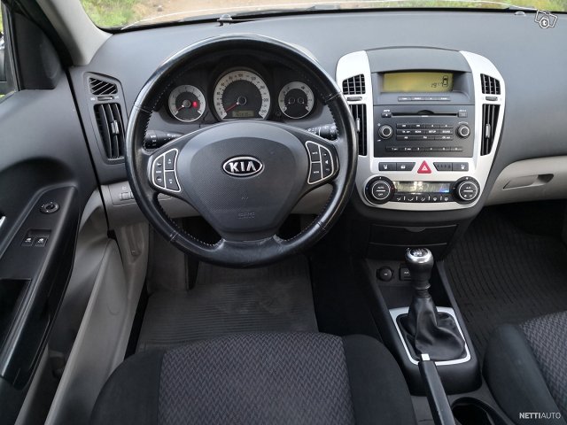 Kia Ceed 11