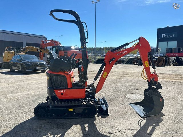 Kubota U 10 - 5 Ex Demo 20h Ajettu Kallistajalla 6