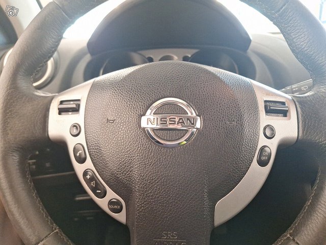 Nissan Qashqai 22