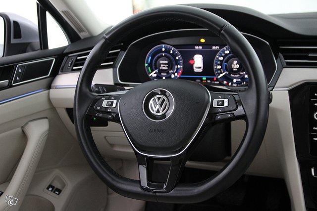 Volkswagen Passat 14