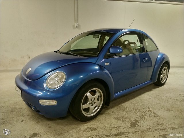 Volkswagen New Beetle 1