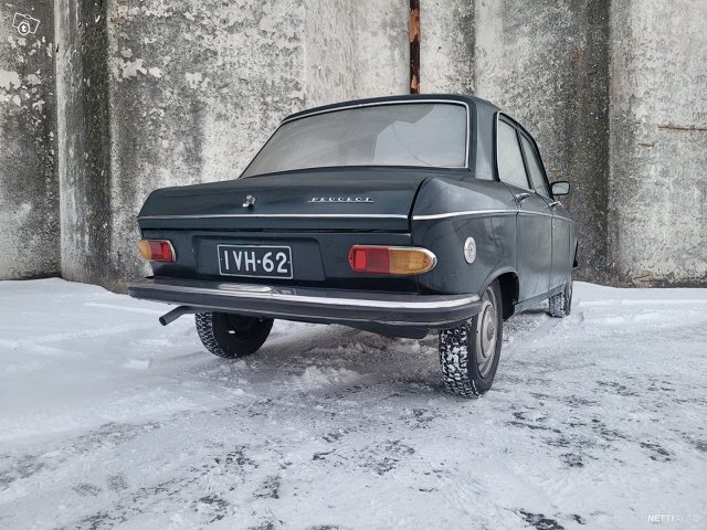Peugeot 204 12