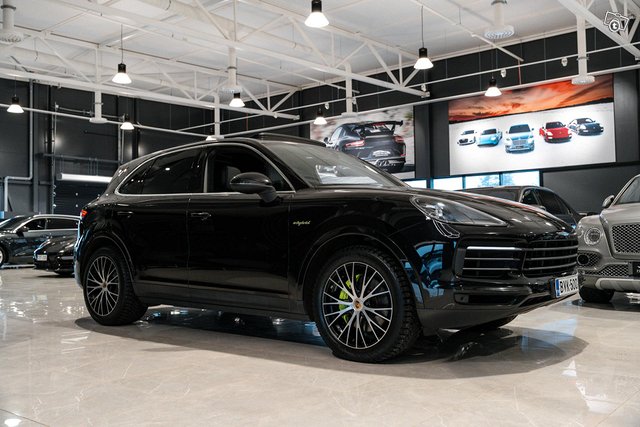 Porsche Cayenne 21