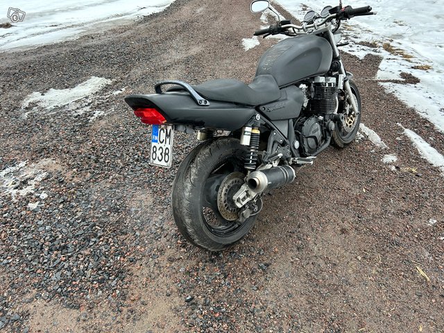 Yamaha XJR1200 3