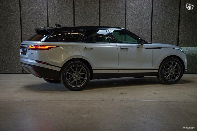 Land Rover Range Rover Velar 16