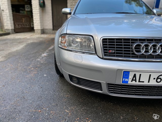 Audi S6 11
