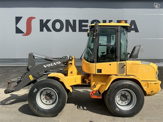 Volvo L35G ILMASTOINTI, YM. 1