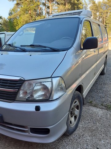 Toyota Hiace, kuva 1