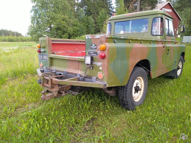 Land Rover Series 6