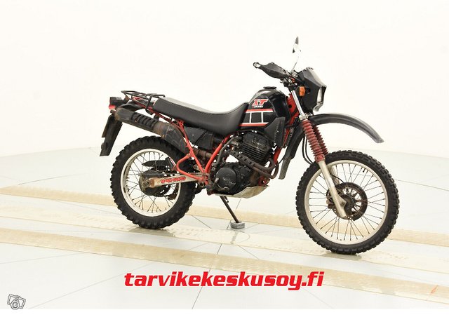 Yamaha XT, kuva 1