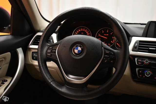 BMW 320 16