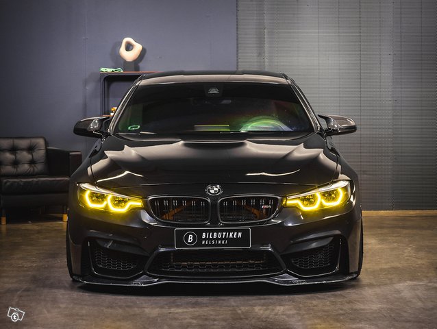 BMW M4 2