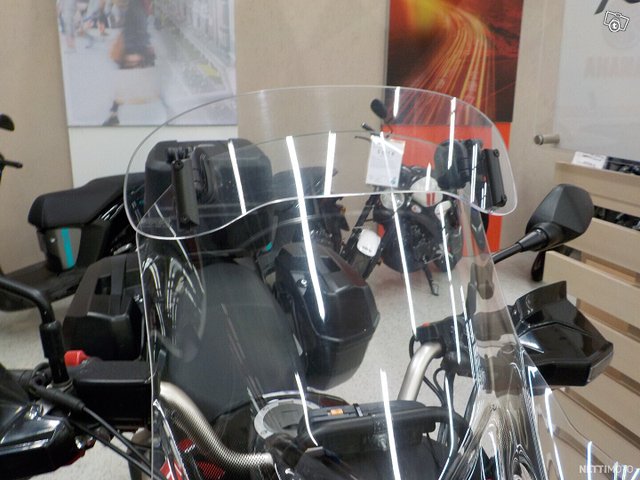 Honda CB 8