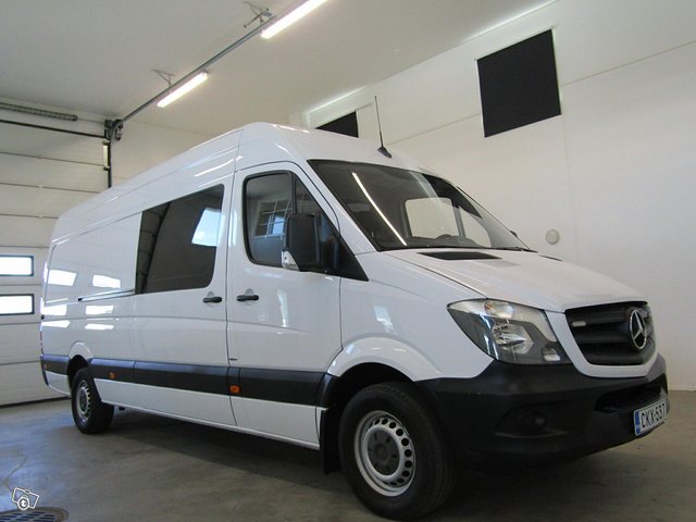 Mercedes-Benz Sprinter 14