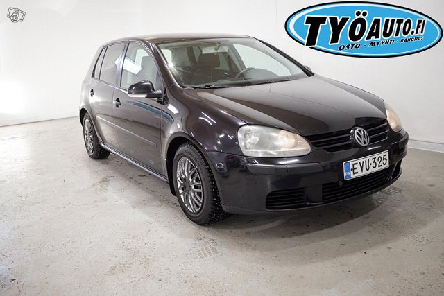 Volkswagen Golf 22