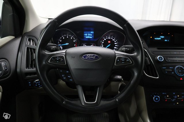Ford Focus 5