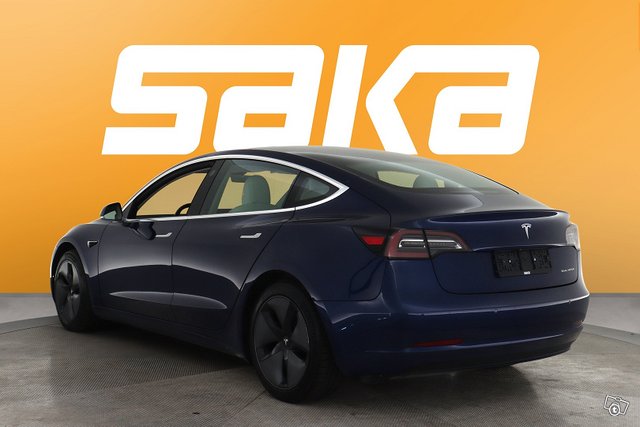 Tesla Model 3 5