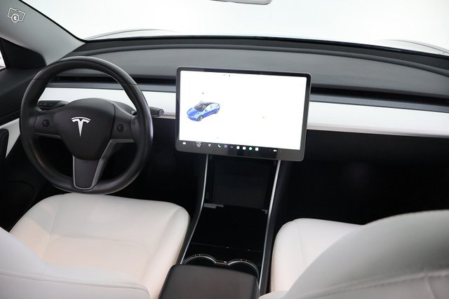 Tesla Model 3 15