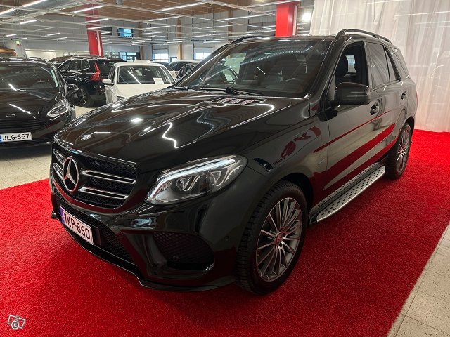 Mercedes-Benz GLE 6