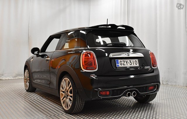 Mini Cooper 5