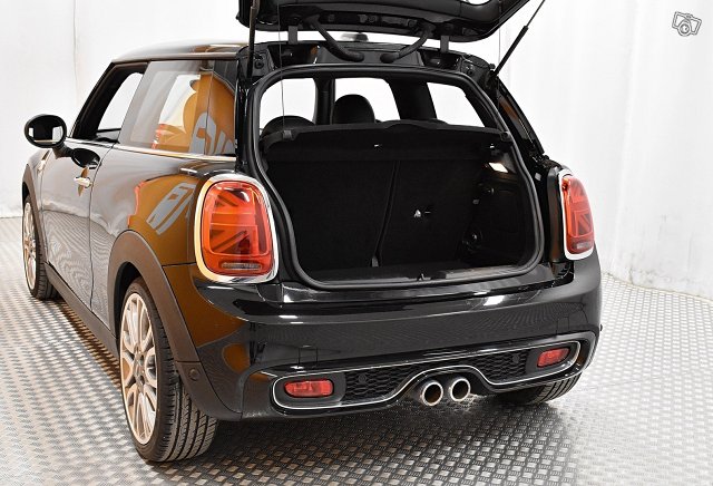 Mini Cooper 9