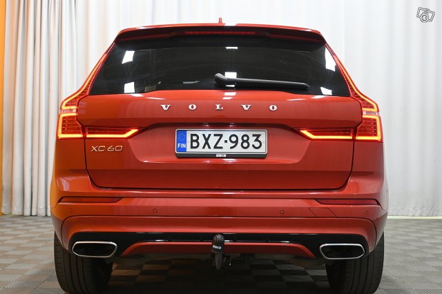 Volvo XC60 6