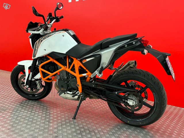 KTM 690 6