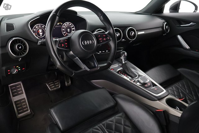 Audi TT 12