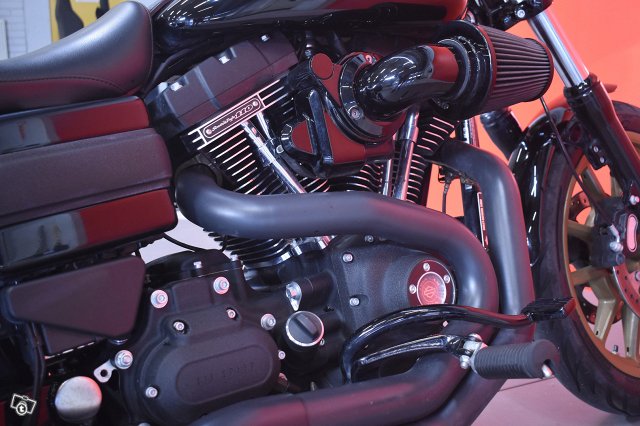 Harley-Davidson DYNA 21