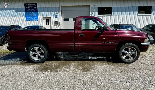 Dodge Ram 1500 2