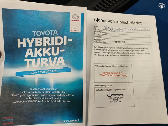 Toyota TOYOTA YARIS HYBRID 14