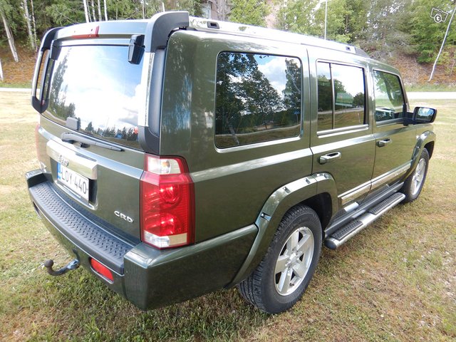 Jeep Commander 3