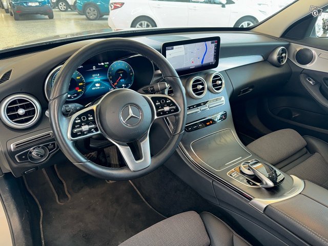 Mercedes-Benz C 7