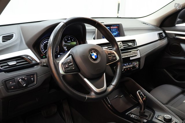 BMW X2 16