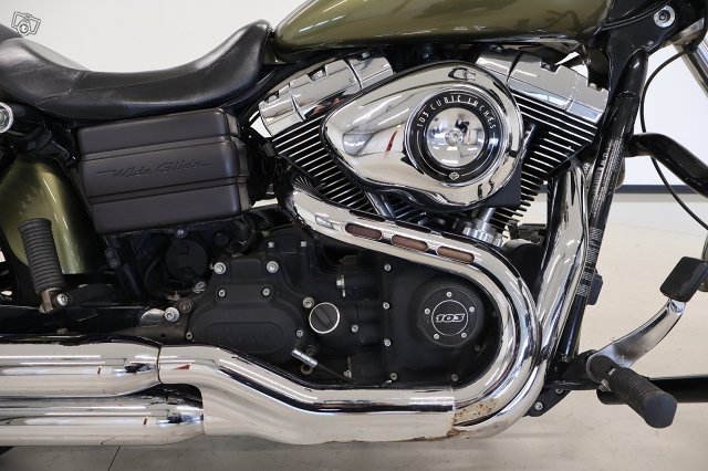 Harley-Davidson DYNA 15