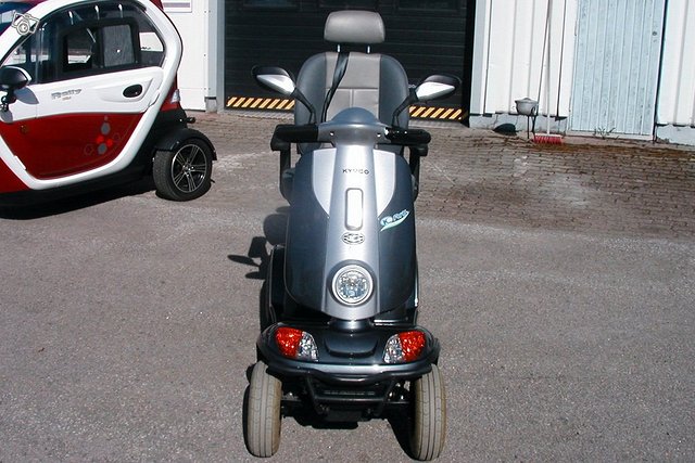 Kymco foru, senioriskootteri 6