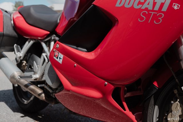 Ducati ST3 7