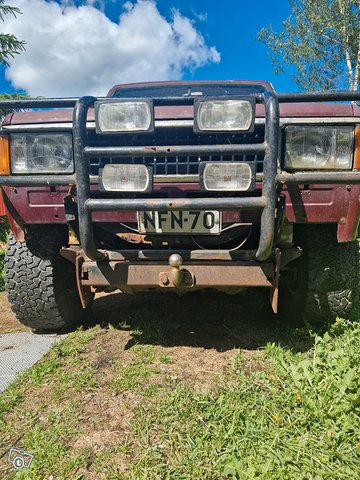 Isuzu Trooper 5