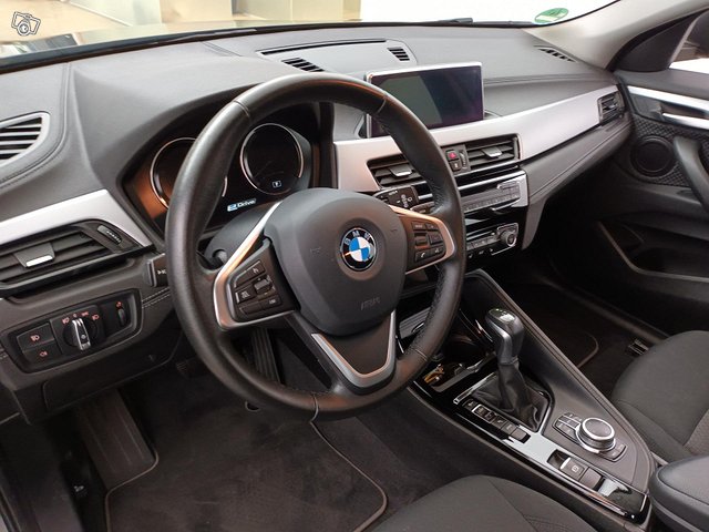 BMW X2 15