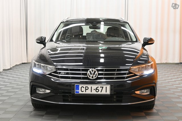 Volkswagen Passat 2