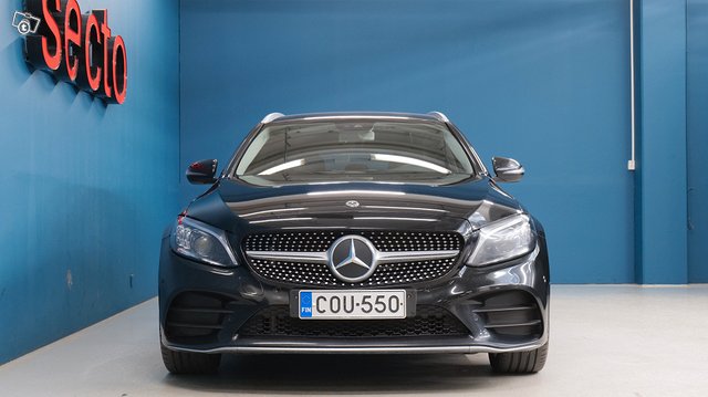 Mercedes-Benz C 2