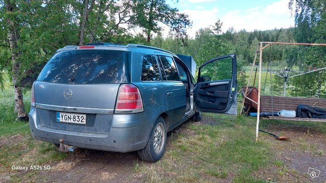 Opel Zafira 2