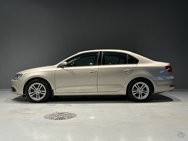 Volkswagen Jetta 16